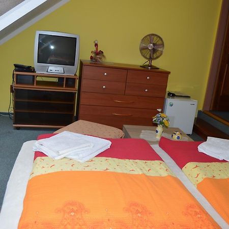 Hotel Paradise Ostrava Eksteriør billede